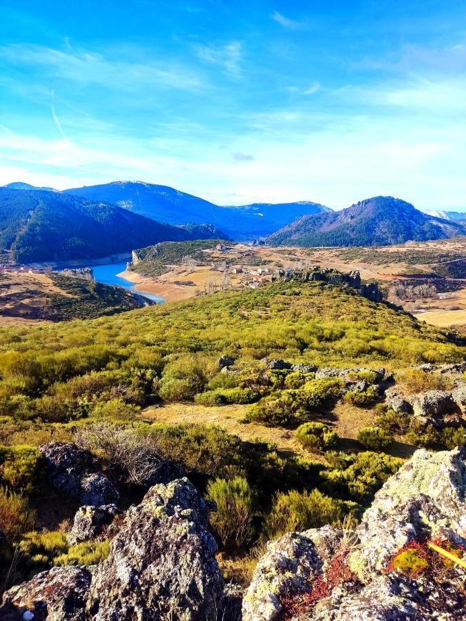 Appartamento La Casita De La Montana Alba de los Cardaños Esterno foto