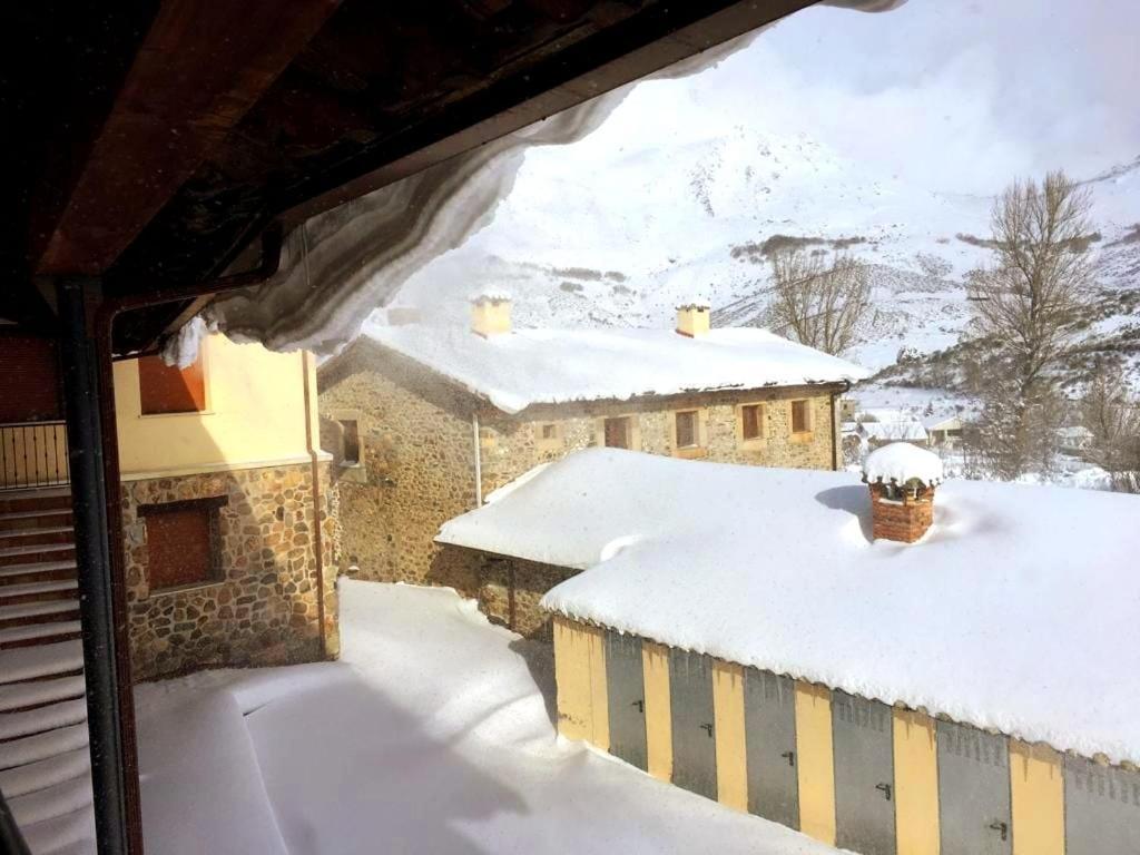 Appartamento La Casita De La Montana Alba de los Cardaños Esterno foto
