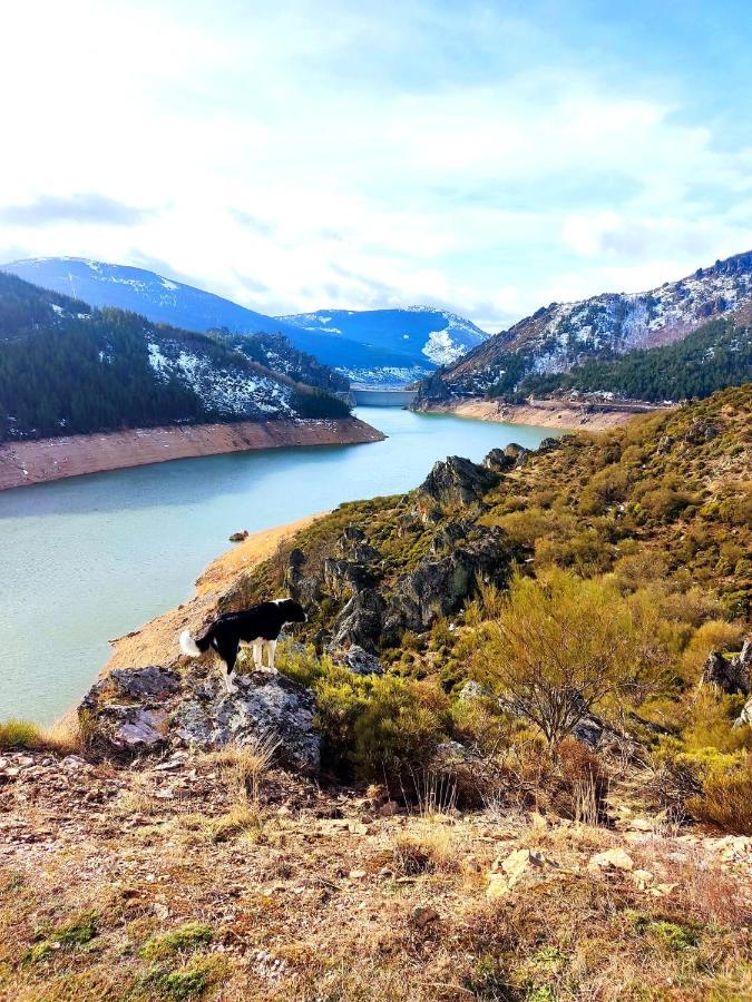 Appartamento La Casita De La Montana Alba de los Cardaños Esterno foto