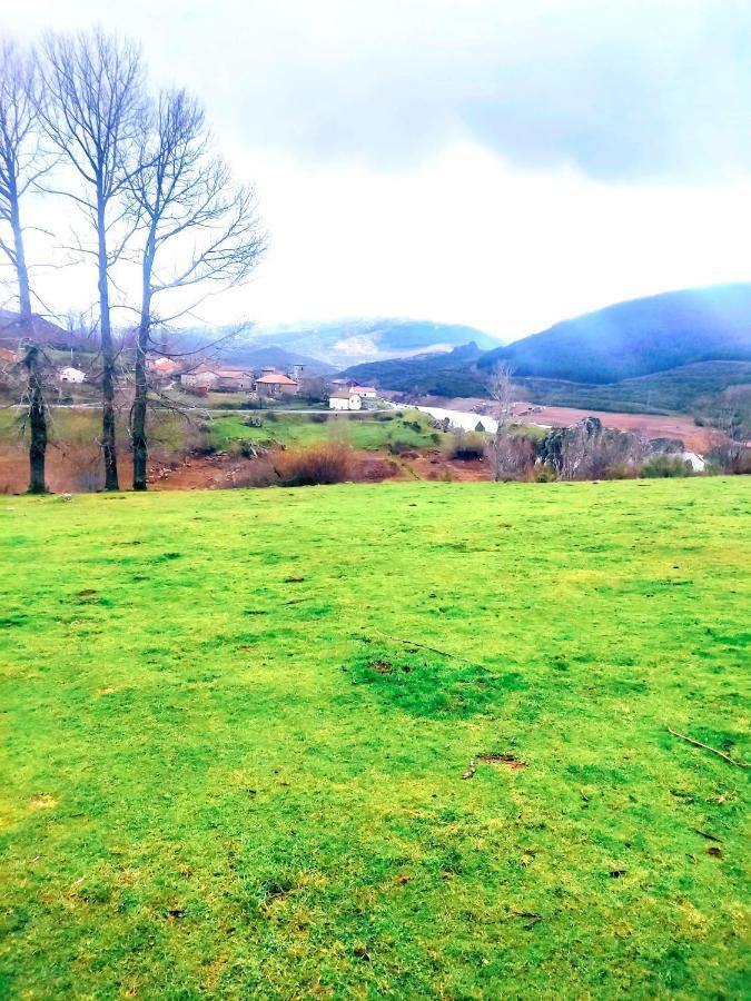 Appartamento La Casita De La Montana Alba de los Cardaños Esterno foto